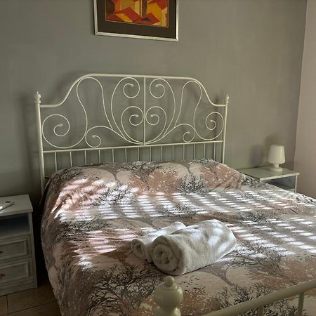 La Casa Di Fantozzi - 5 Stelle Appartamento Elegante 로마 외부 사진